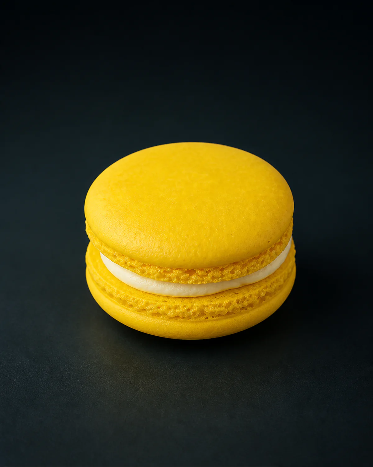 Banana Macaron